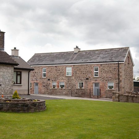 Cash Hill Farm Cottages Ballinamallard Eksteriør billede