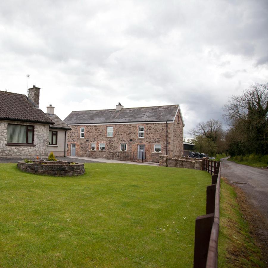 Cash Hill Farm Cottages Ballinamallard Eksteriør billede