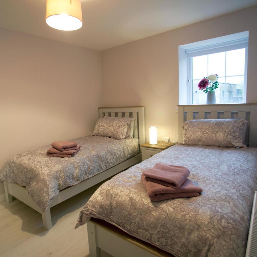 Cash Hill Farm Cottages Ballinamallard Eksteriør billede